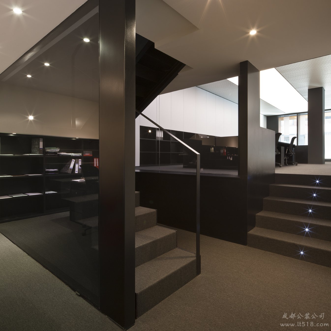 成都辦公室裝修哪家好？辦公室裝修應(yīng)該