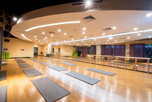 健身會(huì)所地面選用什么材料好？